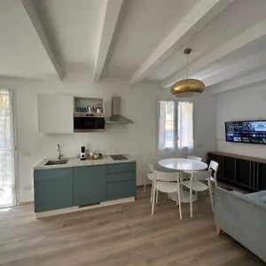 marinella-apartments.hotelitalianriviera.com/